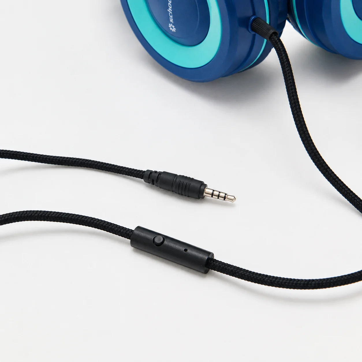 Universal 3.5mm jack