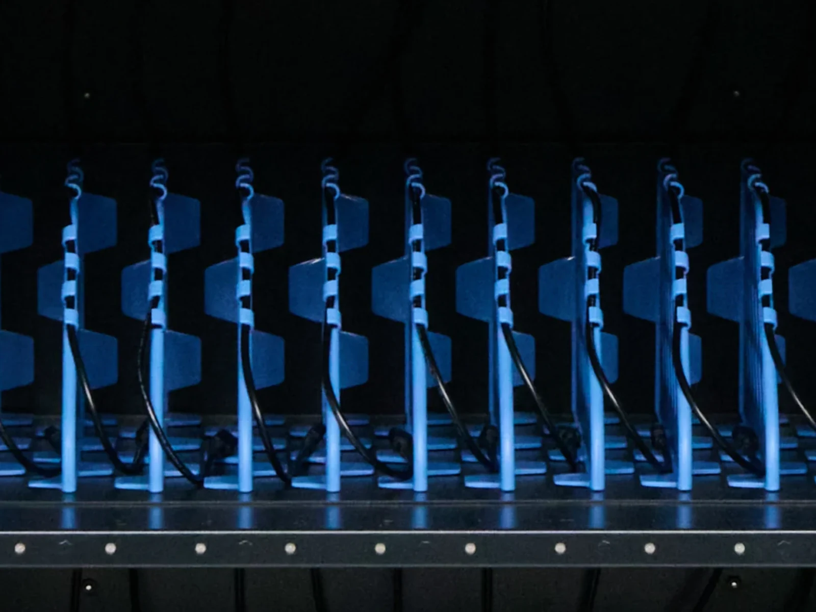 30-Slot Capacity